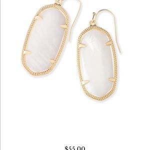 Elle Kendra Scott earrings